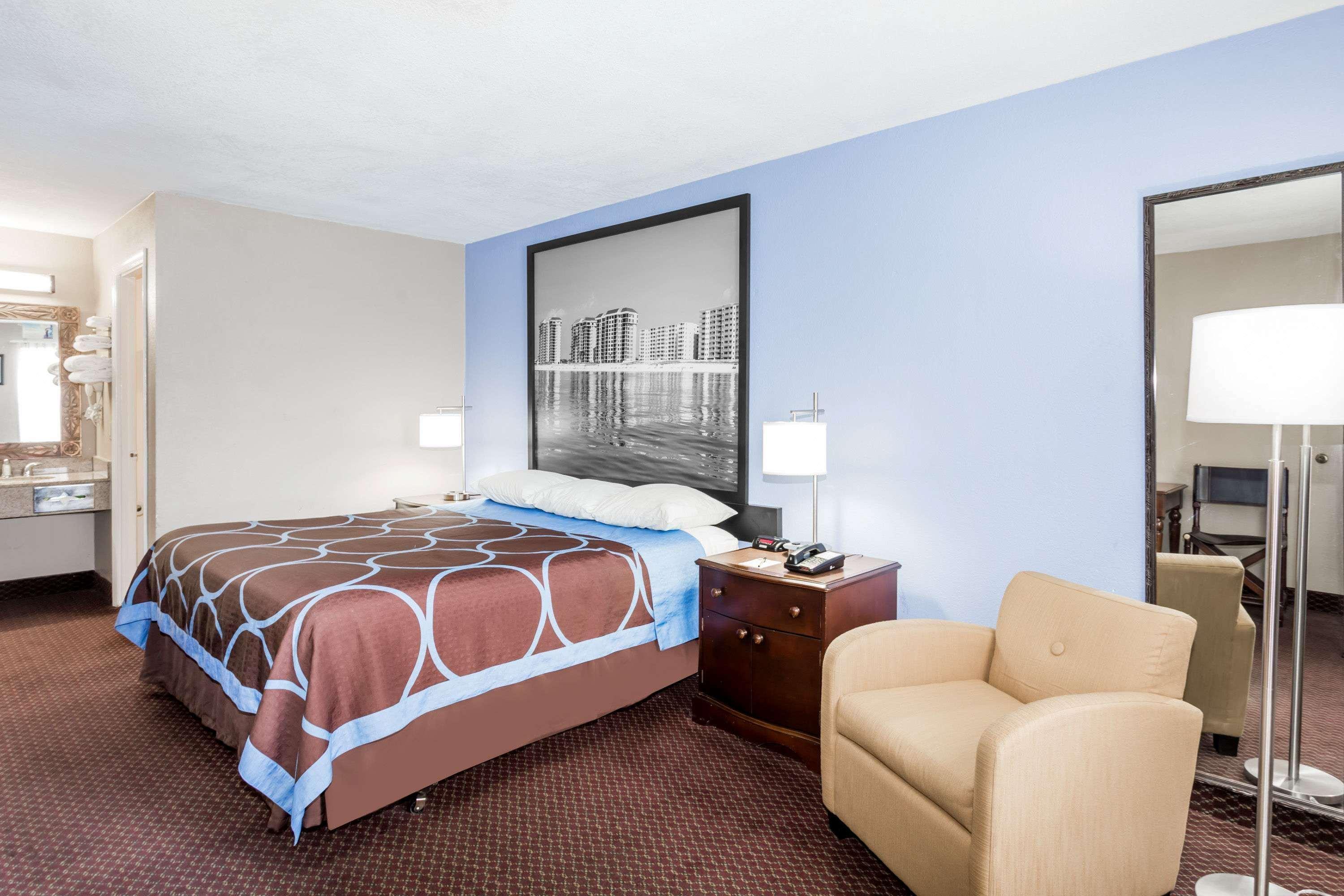 Super 8 By Wyndham Foley Motel Eksteriør billede
