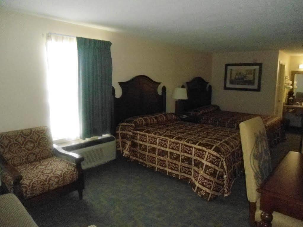 Super 8 By Wyndham Foley Motel Eksteriør billede